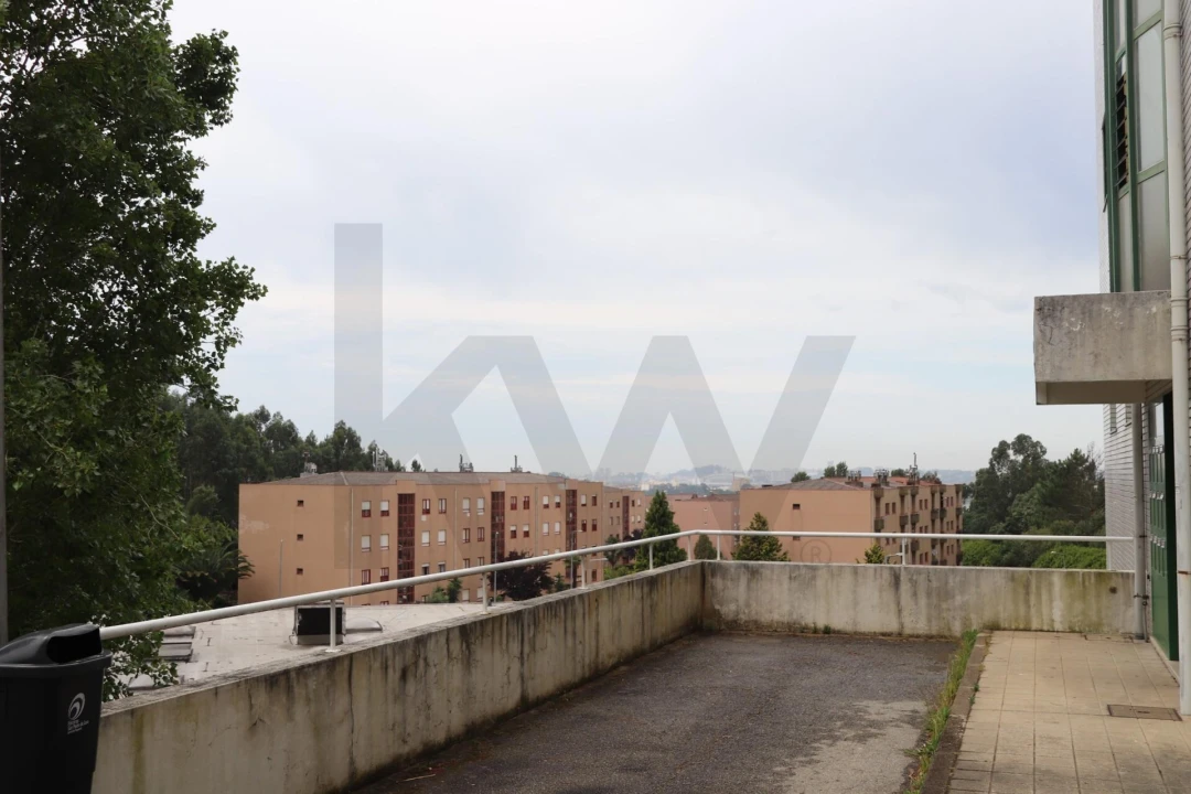 Apartamento T2 para Venda em Fânzeres e São Pedro da Cova Foto 32