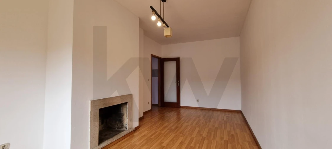 Apartamento T2 para Venda em Fânzeres e São Pedro da Cova Foto 8