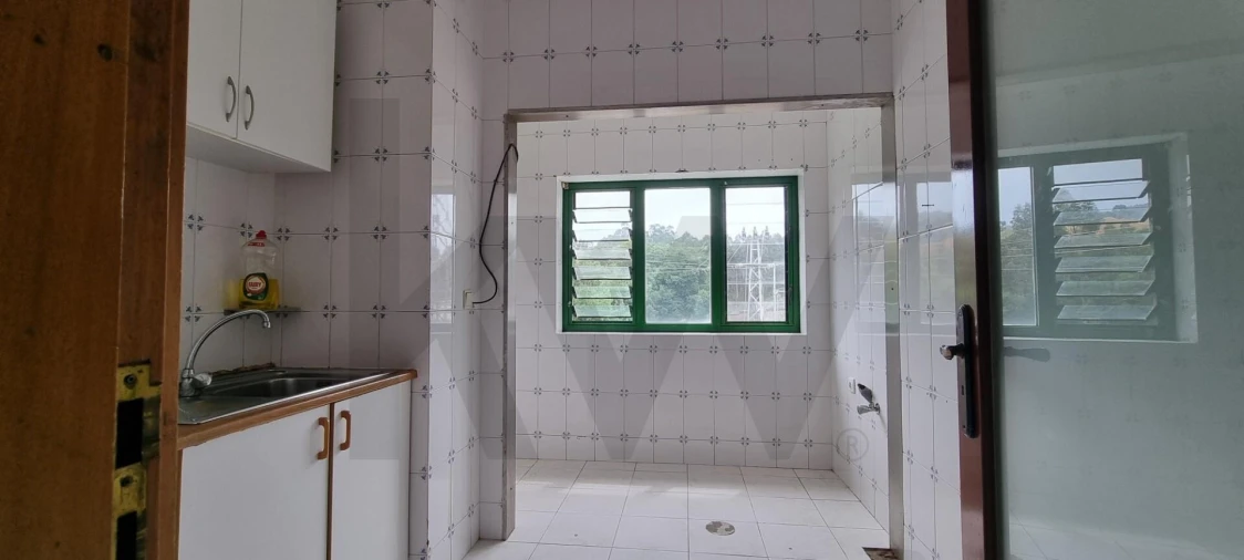 Apartamento T2 para Venda em Fânzeres e São Pedro da Cova Foto 11