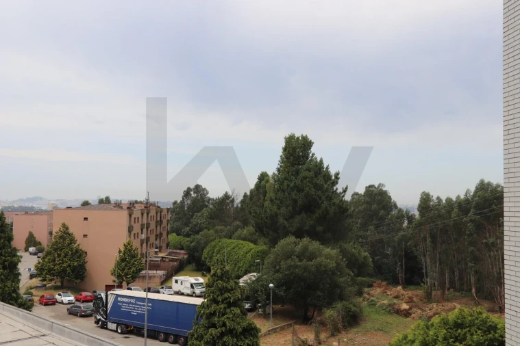 Apartamento T2 para Venda em Fânzeres e São Pedro da Cova Foto 38