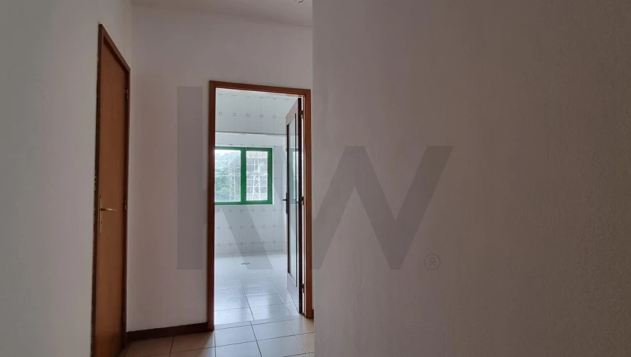 Apartamento T2 para Venda em Fânzeres e São Pedro da Cova Foto 10