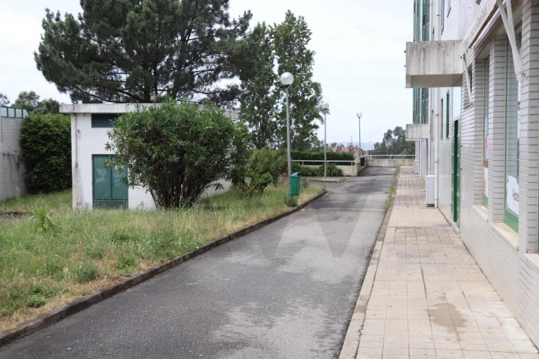 Apartamento T2 para Venda em Fânzeres e São Pedro da Cova Foto 33
