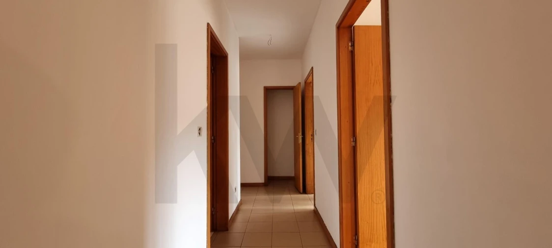 Apartamento T2 para Venda em Fânzeres e São Pedro da Cova Foto 21