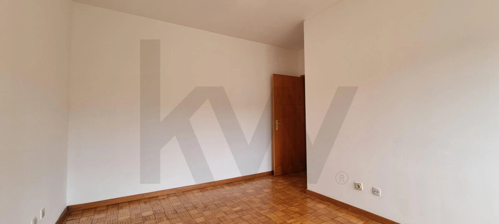 Apartamento T2 para Venda em Fânzeres e São Pedro da Cova Foto 19
