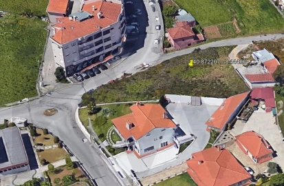 Terreno para Venda em Nogueira do Cravo e Pindelo
