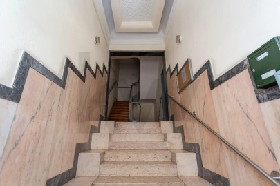 Apartamento T3 para Arrendamento em Arroios