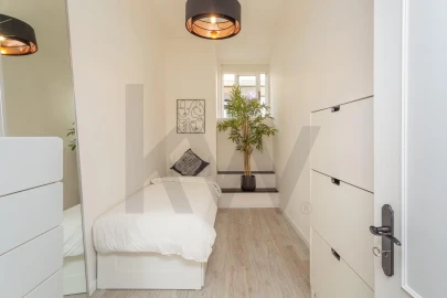 Apartamento T3 para Arrendamento em Arroios