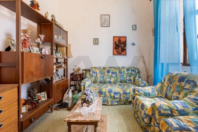 Moradia T2 para Venda em Loule (São Sebastião)