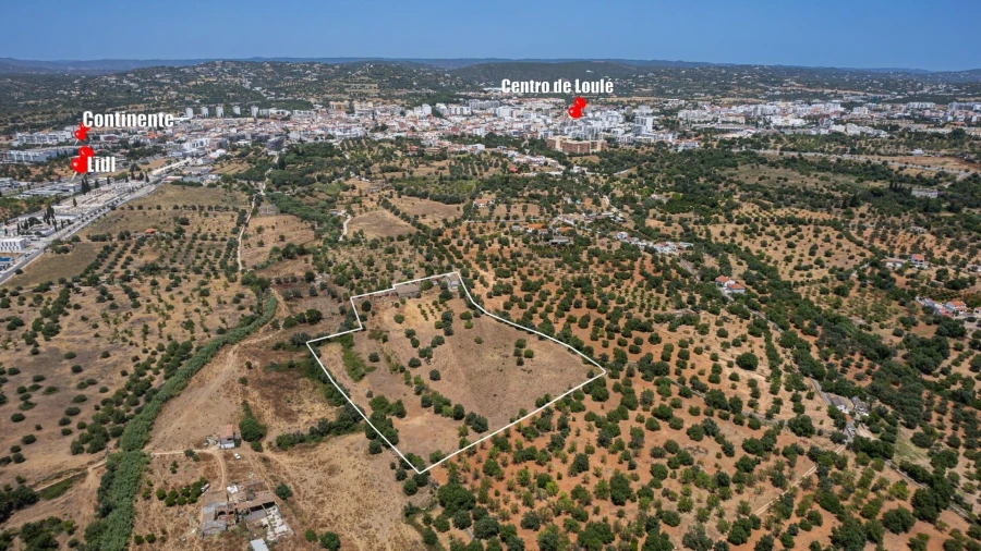 Moradia T2 para Venda em Loule (São Sebastião) Foto 12