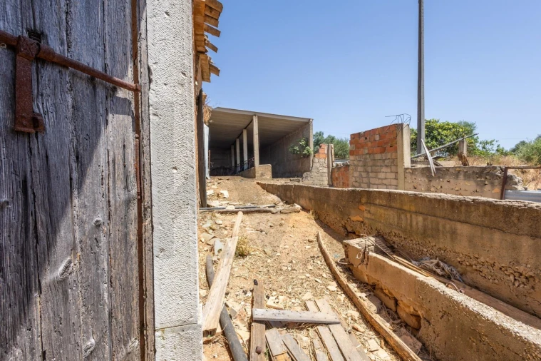 Moradia T2 para Venda em Loule (São Sebastião) Foto 34