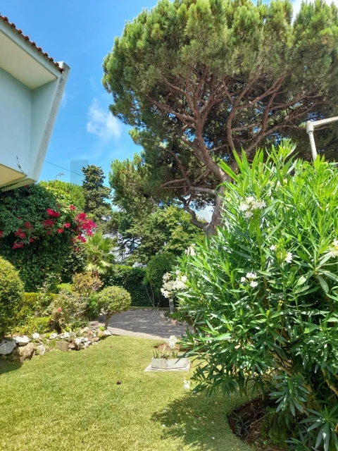 Moradia T5 para Venda em Cascais e Estoril