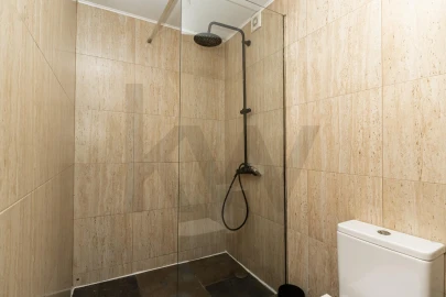 Apartamento para Venda em Santa Marinha e São Pedro da Afurada