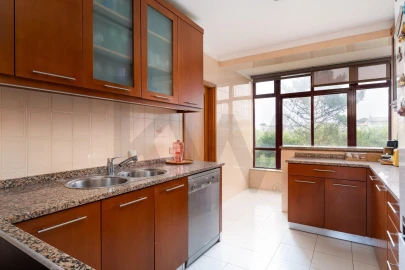 Apartamento T3 para Venda em Mindelo