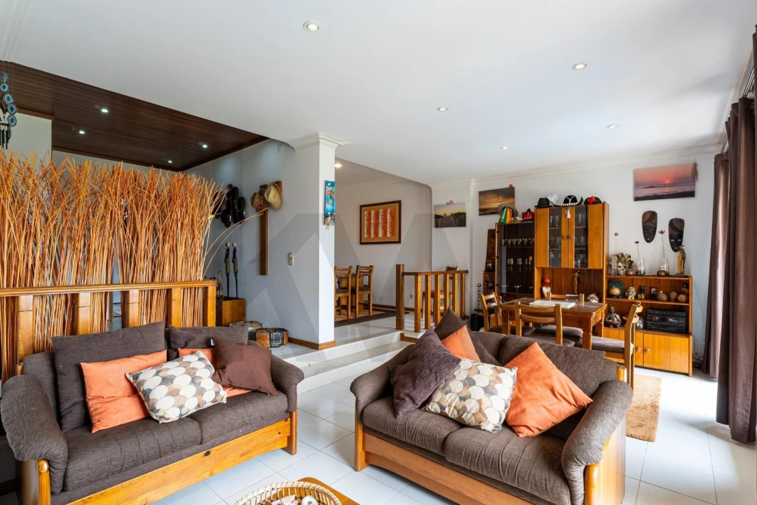 Apartamento T3 para Venda em Mindelo Foto 2