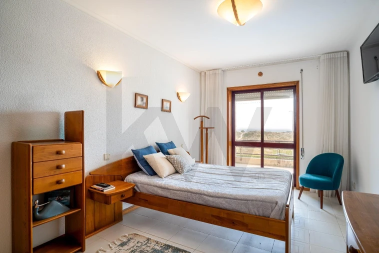 Apartamento T3 para Venda em Mindelo Foto 22