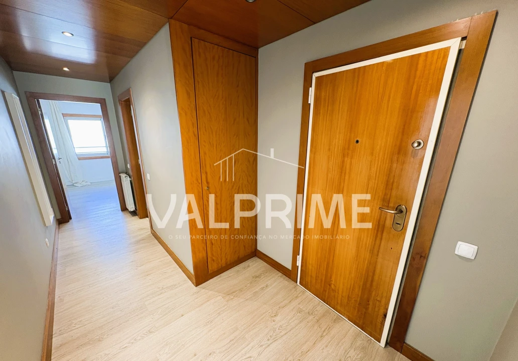Apartamento T1 para Venda em Cedofeita, Santo Ildefonso, Sé, Miragaia, São Nicolau e Vitória Foto 16