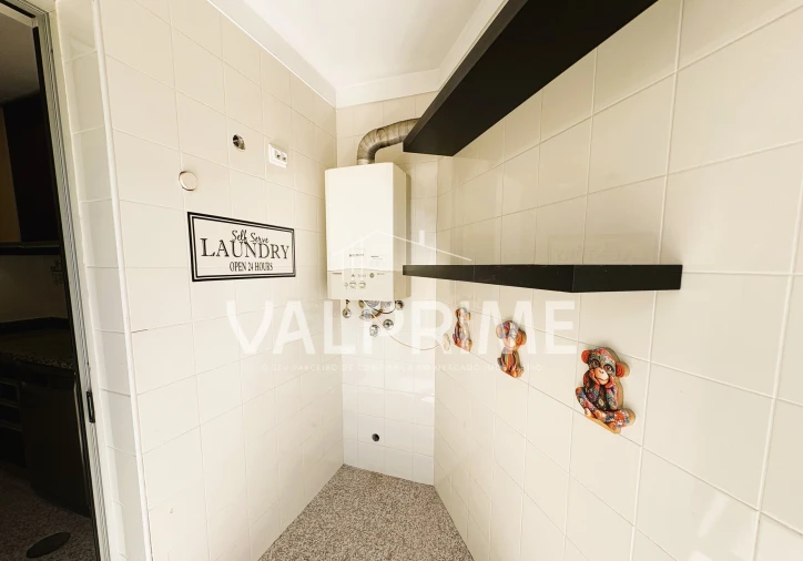 Apartamento T1 para Venda em Cedofeita, Santo Ildefonso, Sé, Miragaia, São Nicolau e Vitória Foto 23