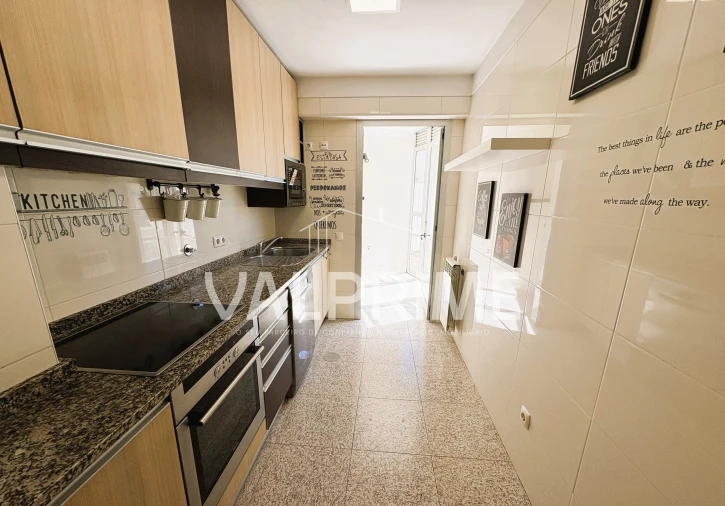 Apartamento T1 para Venda em Cedofeita, Santo Ildefonso, Sé, Miragaia, São Nicolau e Vitória Foto 21