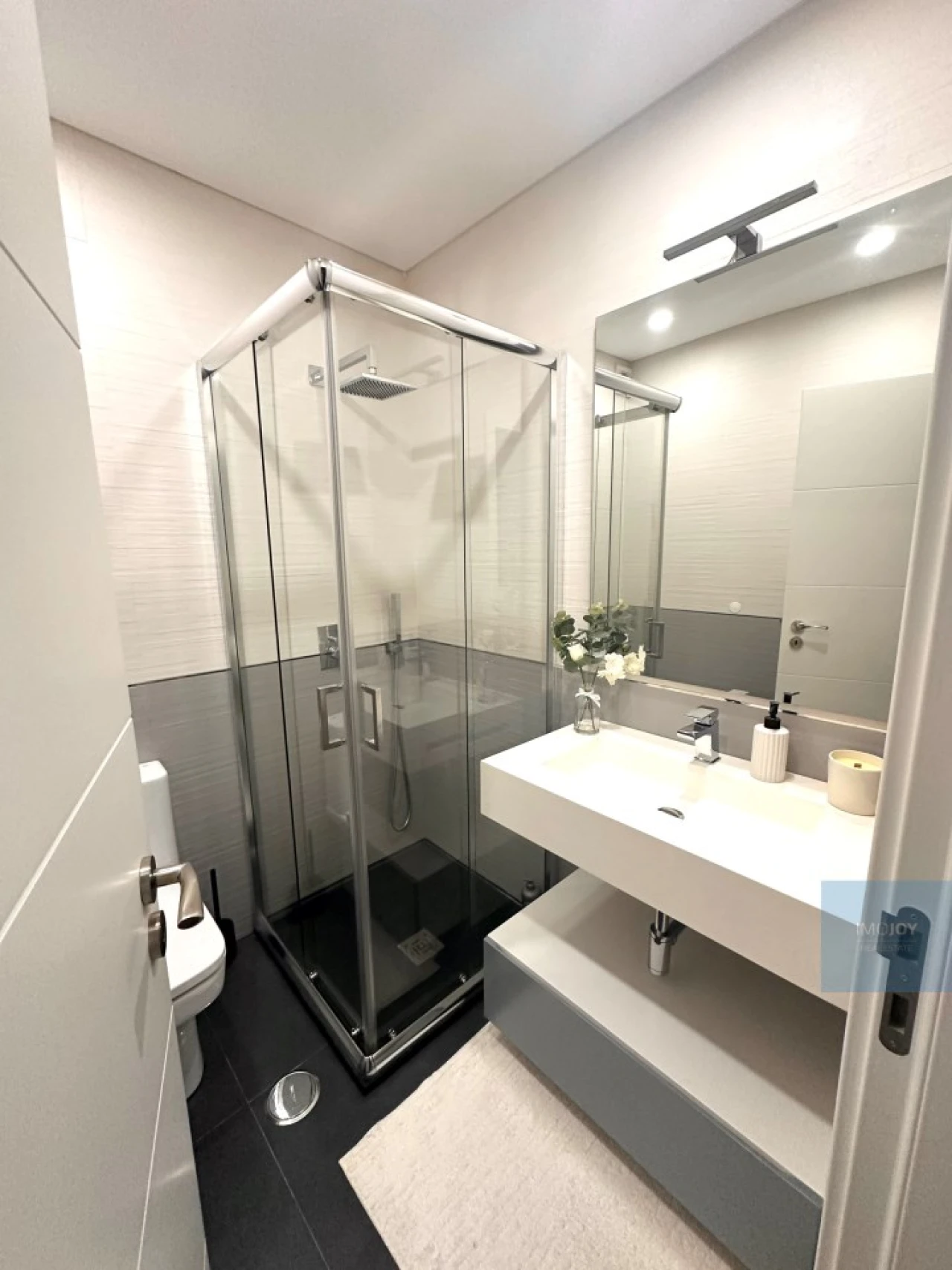Apartamento T4 para Venda em Venteira Foto 12