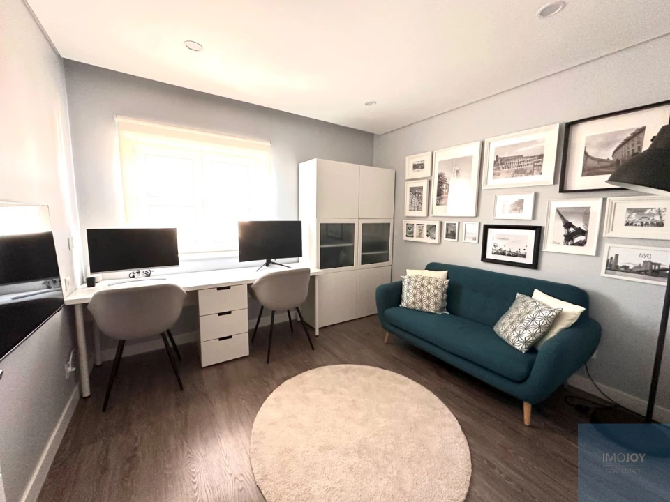 Apartamento T4 para Venda em Venteira Foto 17