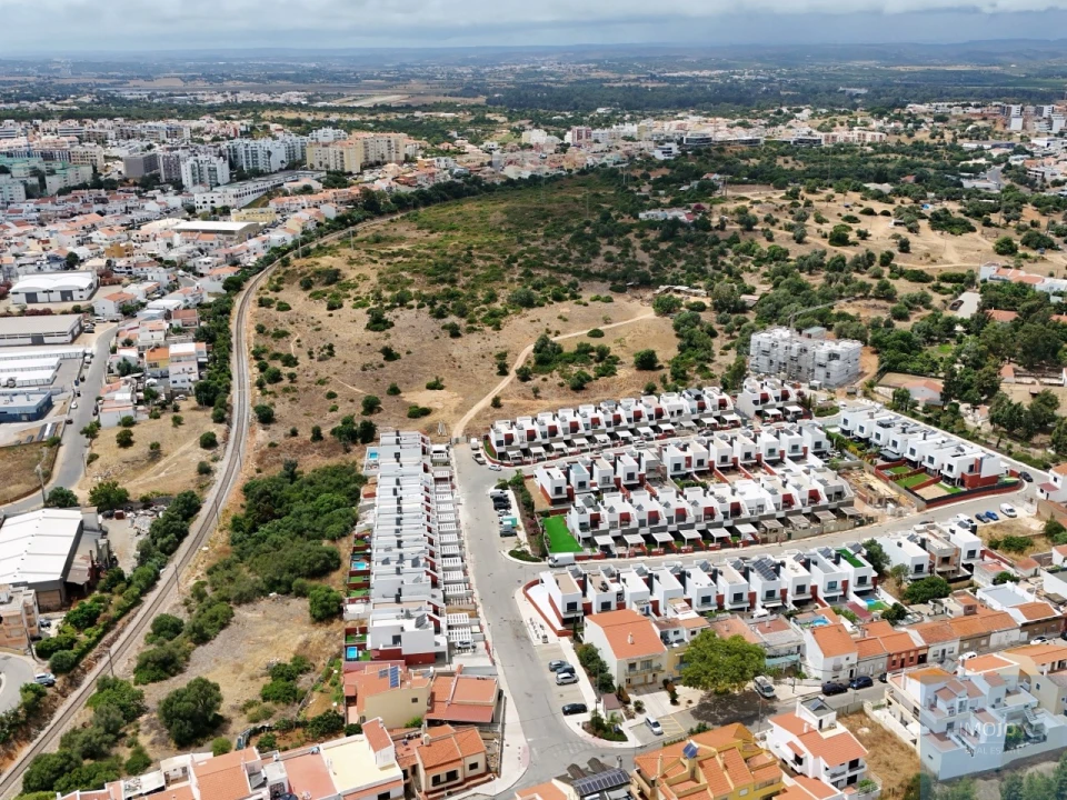 Terreno para Venda em Portimão Foto 1