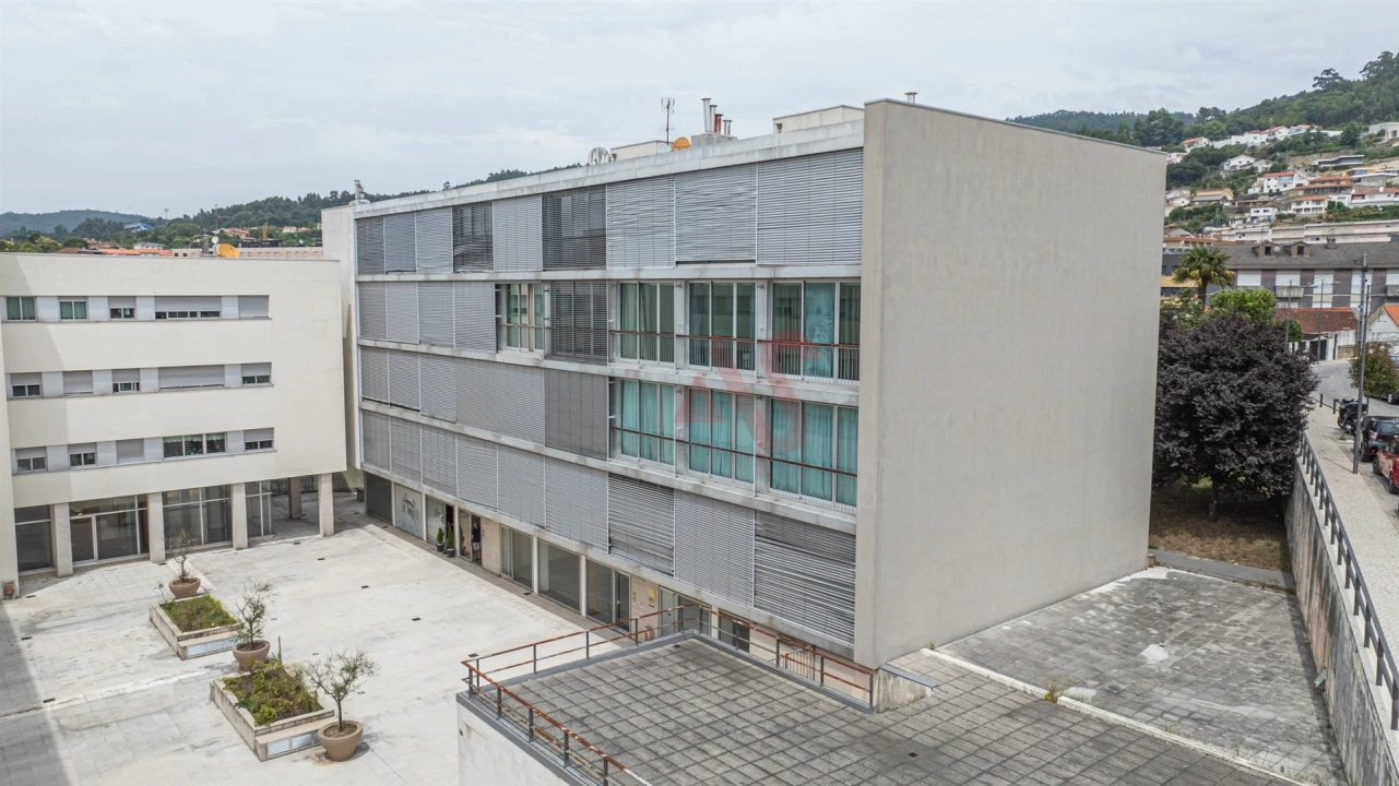 Apartamento T3 para Venda em Caldas de Vizela (São Miguel e São João) Foto 2