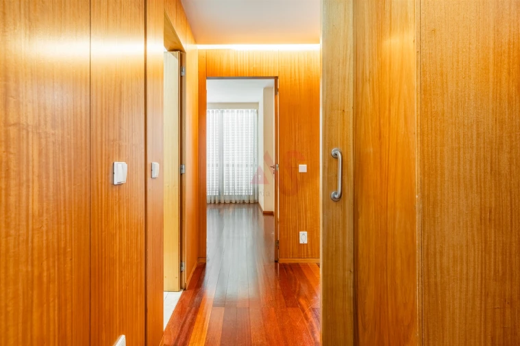 Apartamento T3 para Venda em Caldas de Vizela (São Miguel e São João) Foto 10