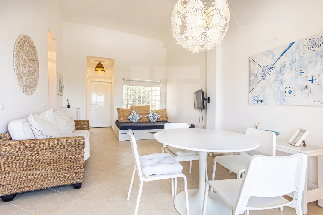 Apartamento T1 para Arrendamento em Mexilhoeira Grande Foto 15