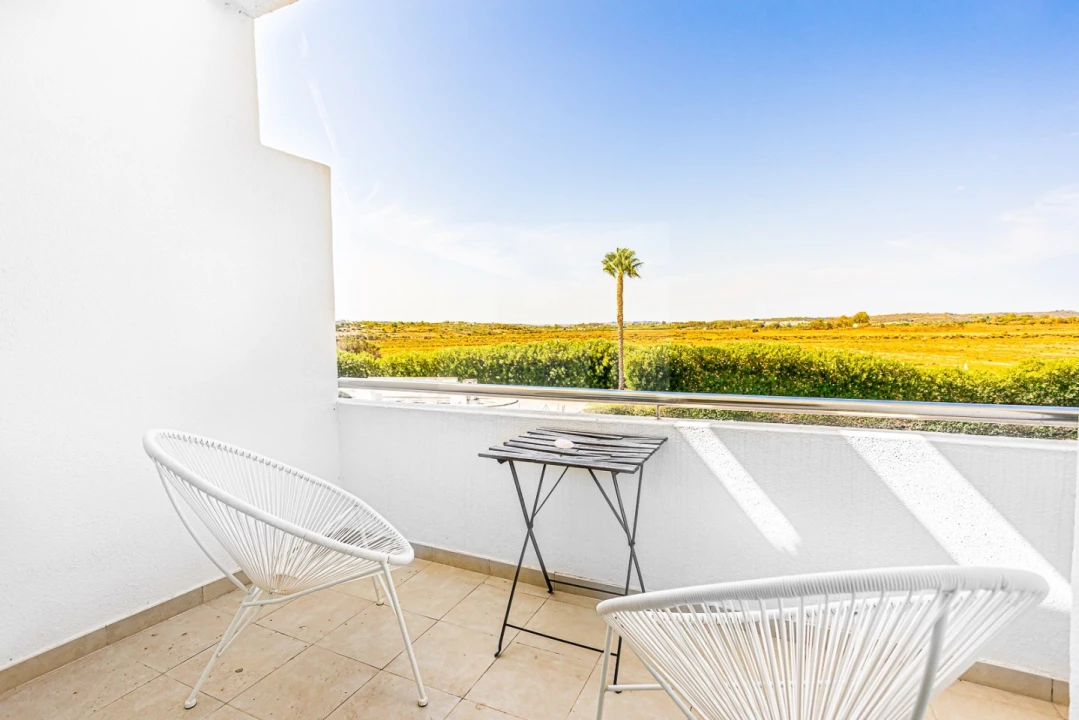 Apartamento T1 para Arrendamento em Mexilhoeira Grande Foto 20