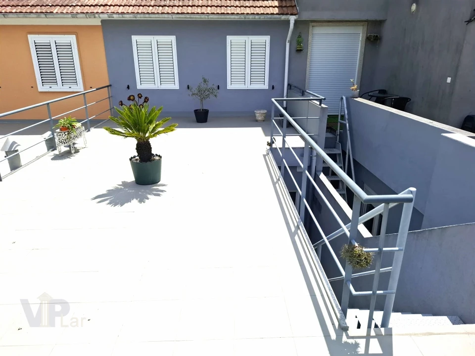Moradia T2 para Venda em Paranhos Foto 1