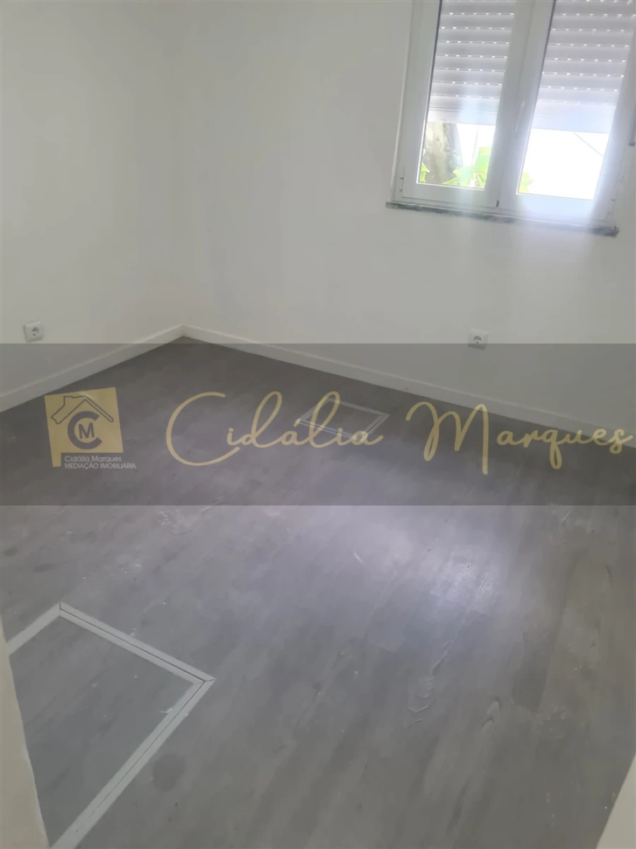 Moradia T4 para Venda em Cedofeita, Santo Ildefonso, Sé, Miragaia, São Nicolau e Vitória Foto 7