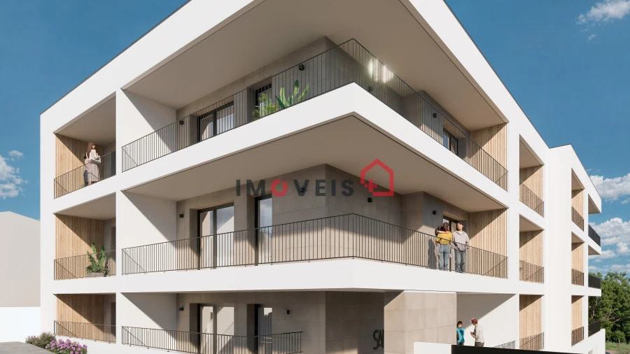 Apartamento T1 para Venda em Parceiros e Azoia
