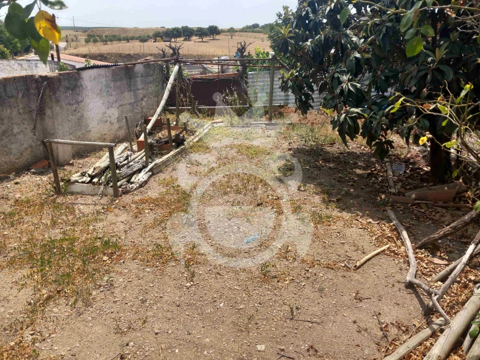 Moradia T2 para Venda em Brinches Foto 12