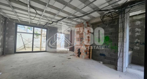 Moradia T4 para Venda em Madalena