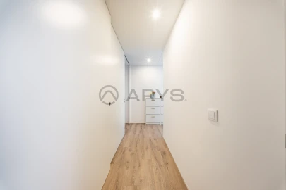 Apartamento T3 para Venda em Real, Dume e Semelhe
