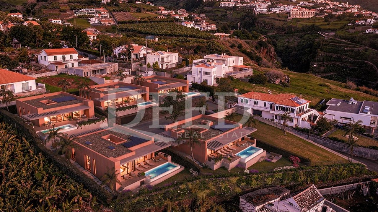 Moradia T3 para Venda em Estreito da Calheta Foto 28