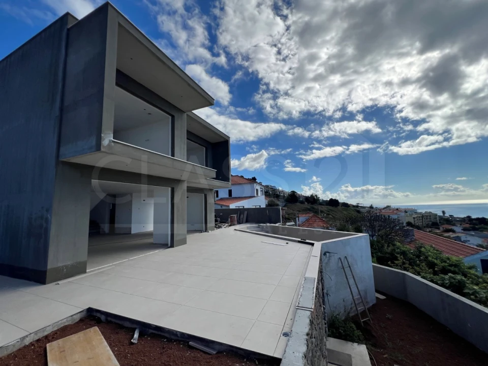 Moradia T3 para Venda em Caniço Foto 3
