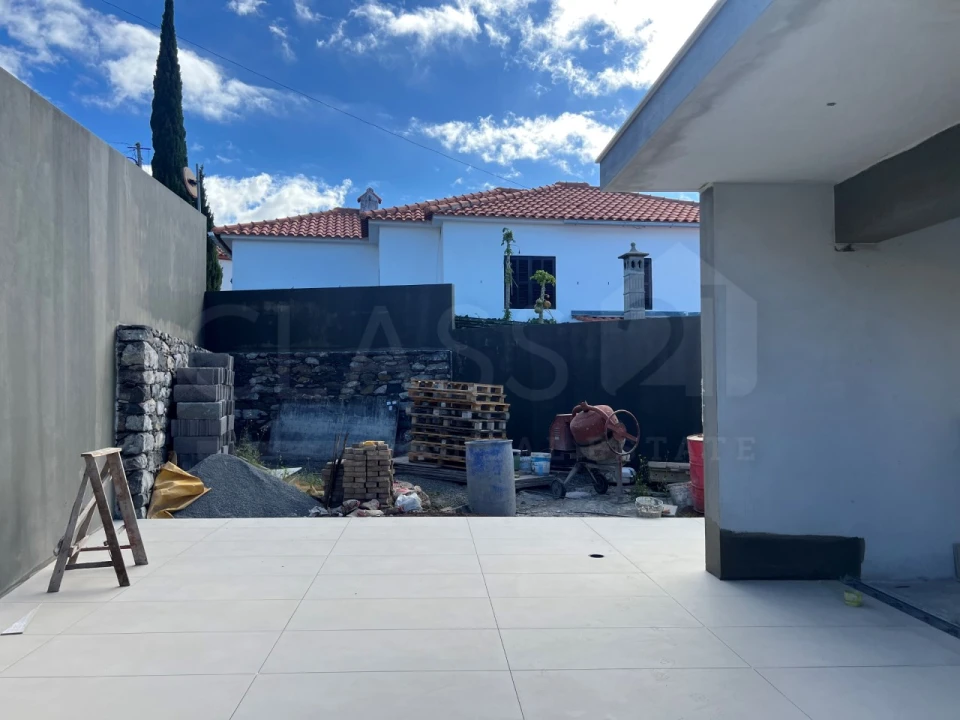 Moradia T3 para Venda em Caniço Foto 46