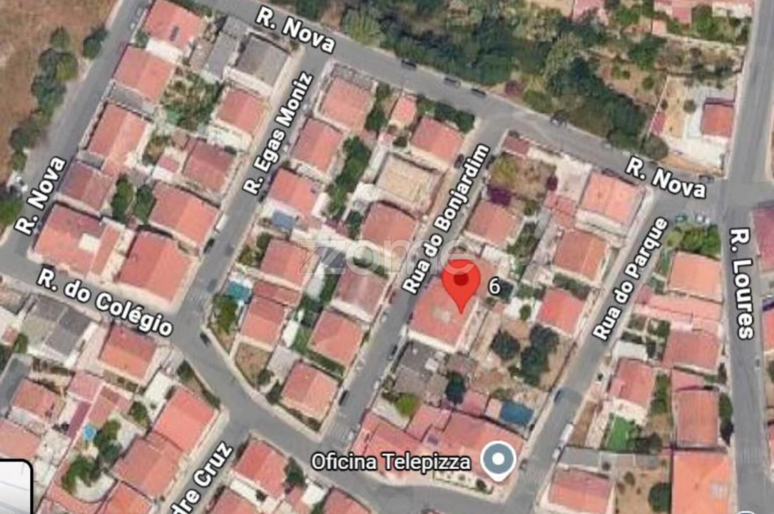 Prédio para Venda em Santa Iria de Azoia, São João da Talha e Bobadela Foto 11