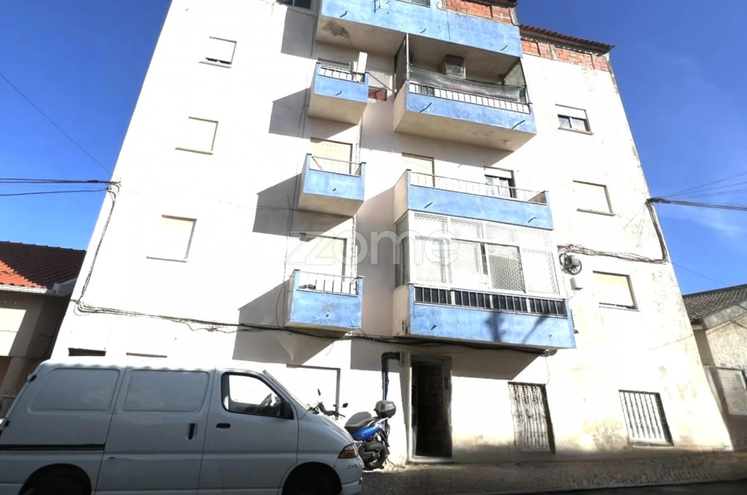 Prédio para Venda em Santa Iria de Azoia, São João da Talha e Bobadela Foto 7