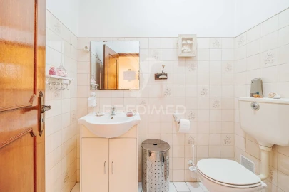 Apartamento T3 para Venda em Massamá e Monte Abraão