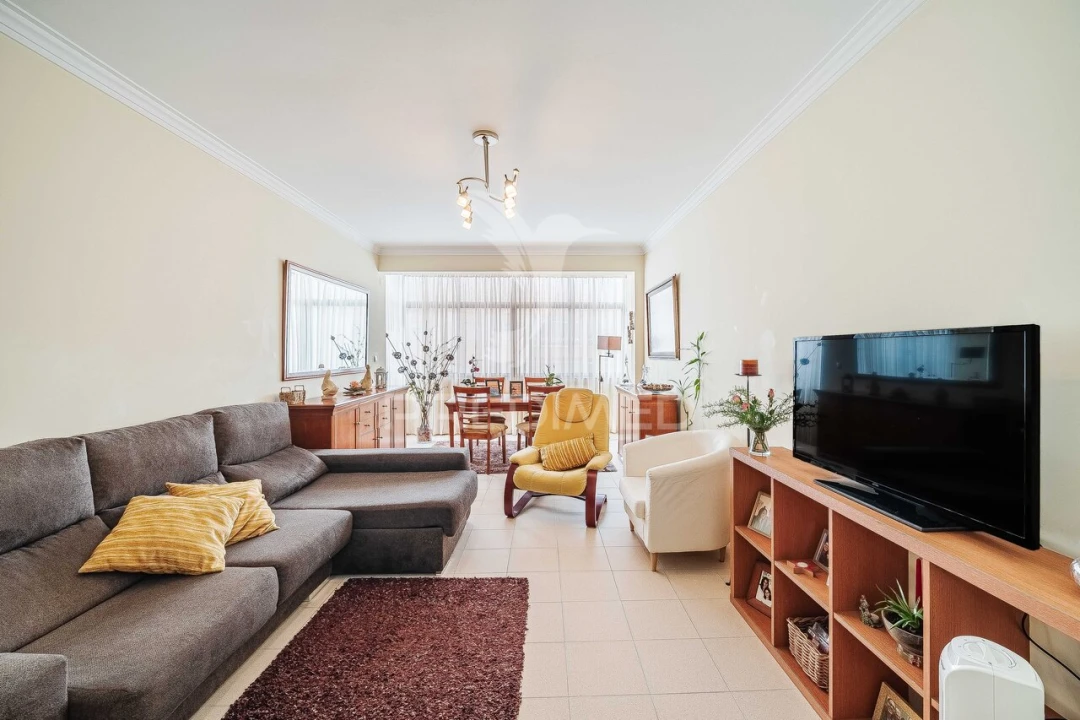 Apartamento T3 para Venda em Massamá e Monte Abraão Foto 4