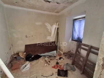 Moradia T2 para Venda em Abrigada e Cabanas de Torres