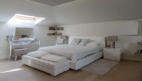Moradia T5 para Venda em Albufeira e Olhos de Água