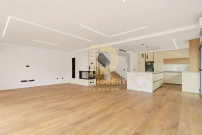 Moradia T4 para Venda em Gulpilhares e Valadares