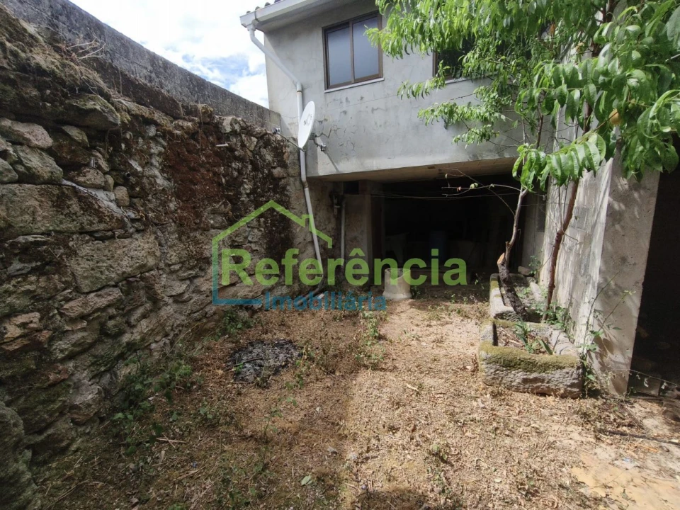 Moradia T2 para Venda em Vilela Seca Foto 11
