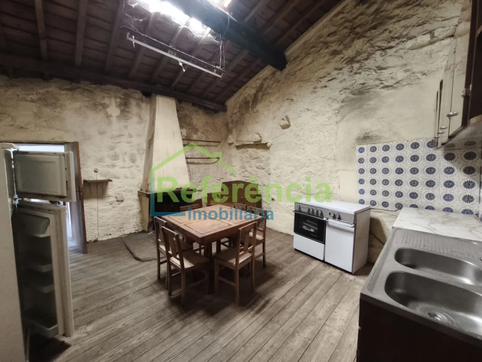Moradia T2 para Venda em Vilela Seca Foto 5