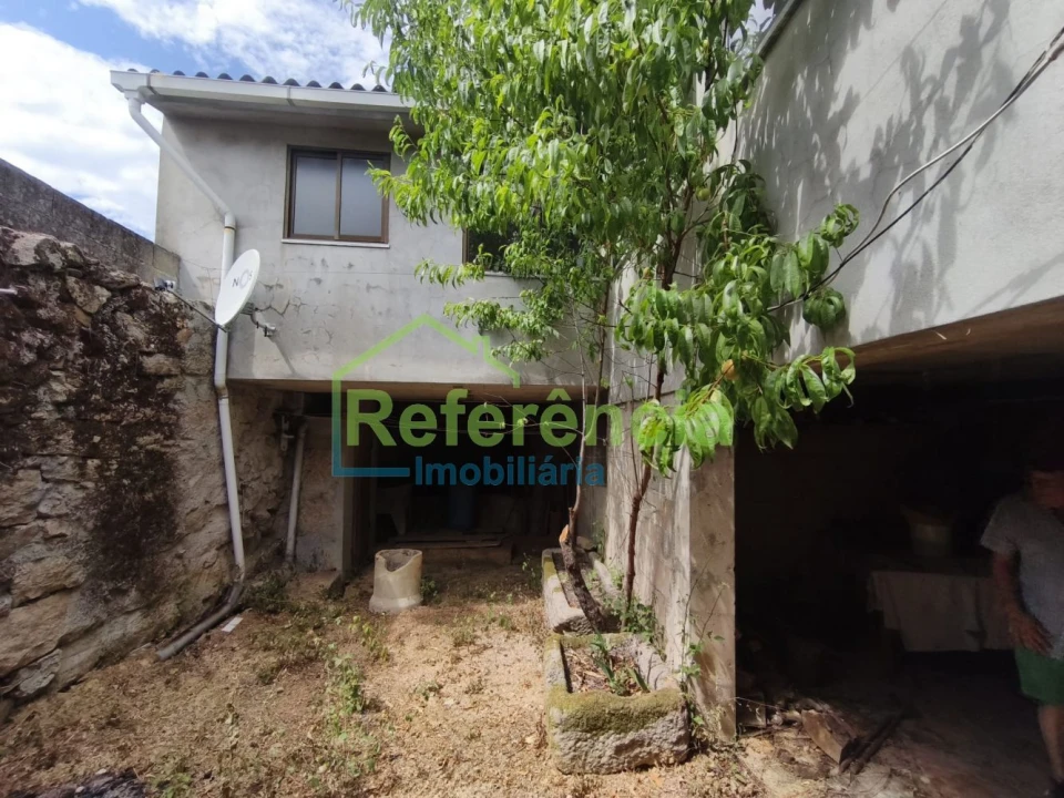 Moradia T2 para Venda em Vilela Seca Foto 12