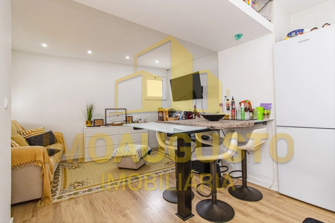 Apartamento T2 para Venda em Guarda Foto 2