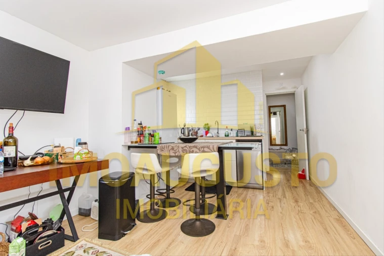 Apartamento T2 para Venda em Guarda Foto 3